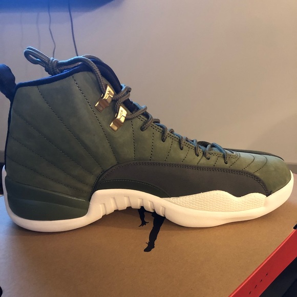 Air Jordan 12 Retro